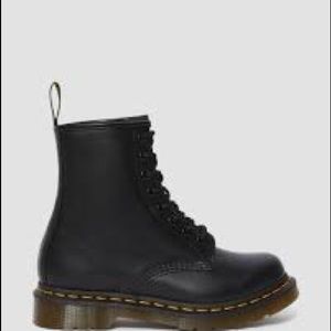 🇨🇦Dr martens